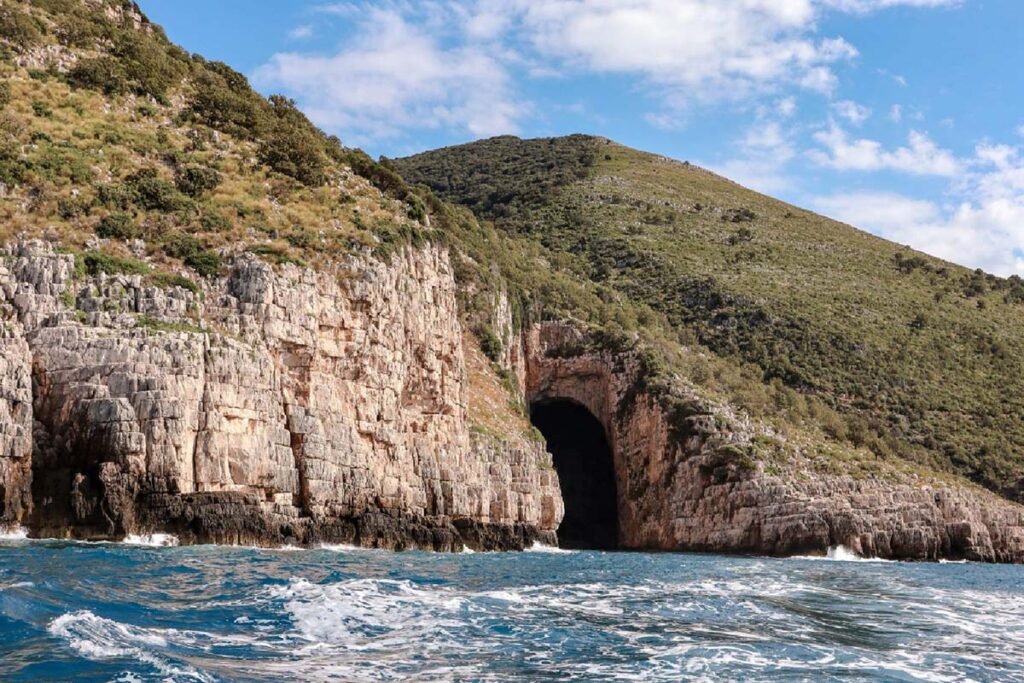 Photo of Haxhi Ali Cave taken from a speedboat